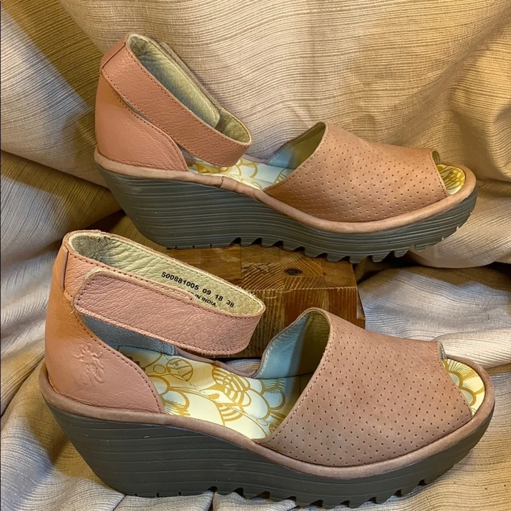 FLY London almost NEW, worn once, leather peep toe